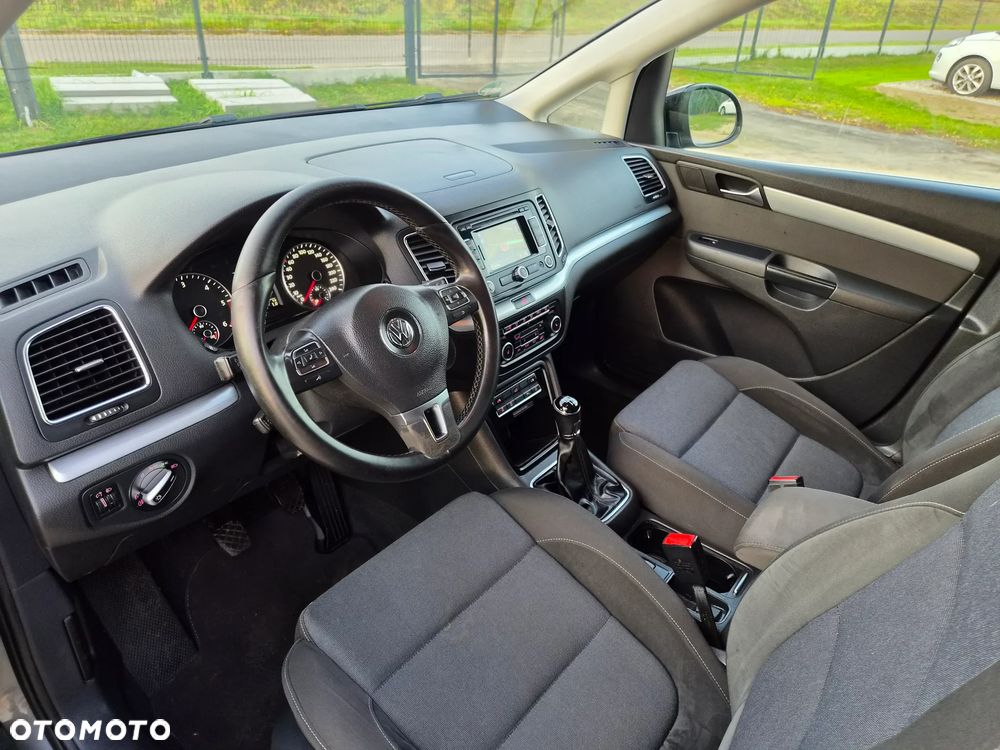Volkswagen Sharan - 39