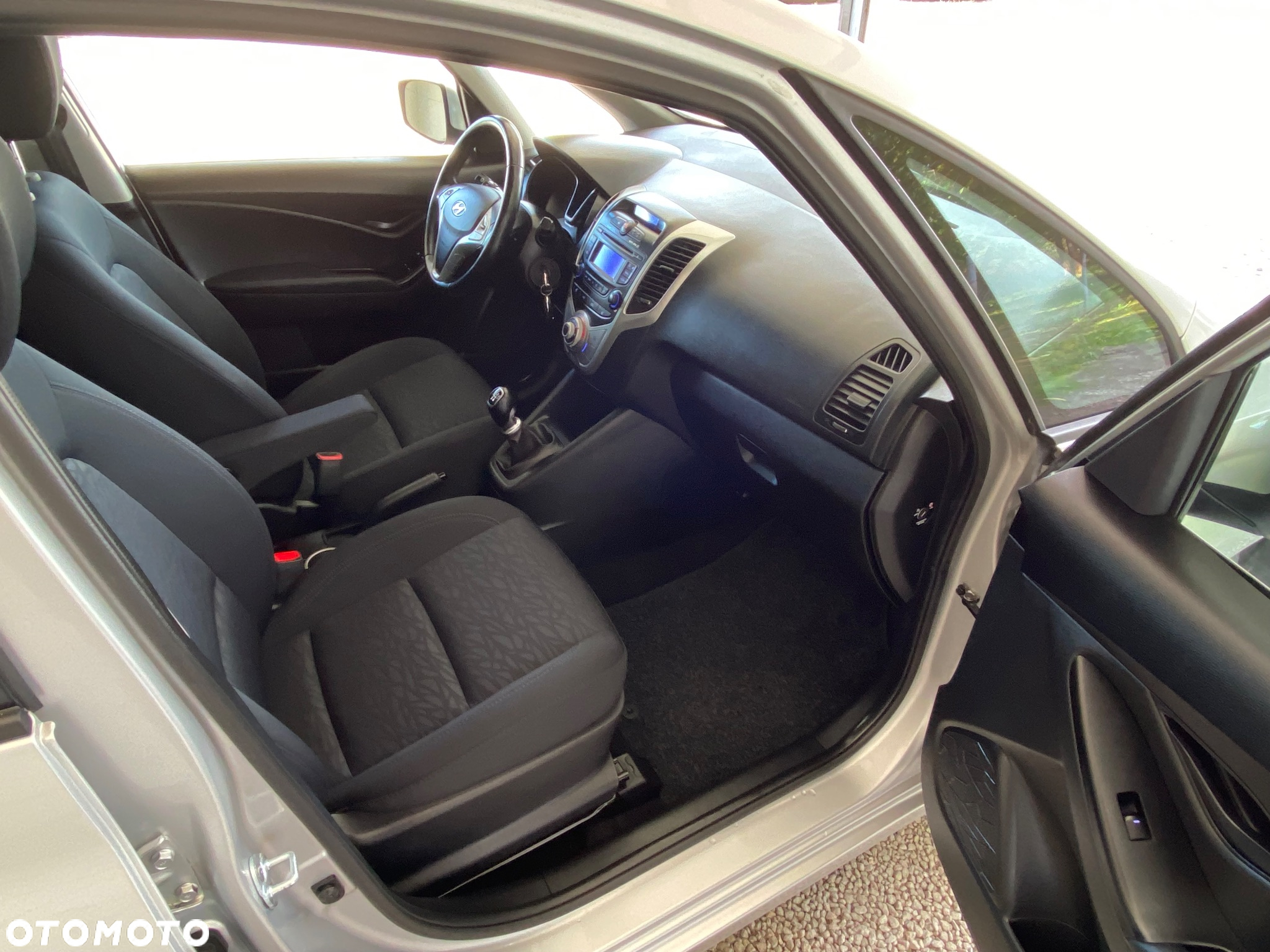 Hyundai ix20 - 15
