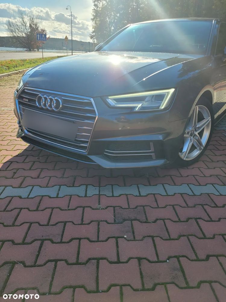 Audi A4 Limousine - 6