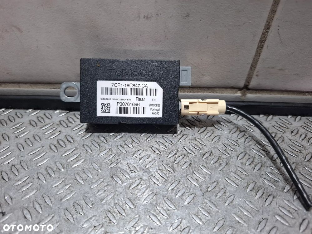 Wzmacniacz anteny Volvo S60 II 2010 rok nr 30761696 - 1