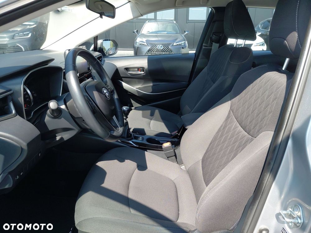 Toyota Corolla - 15