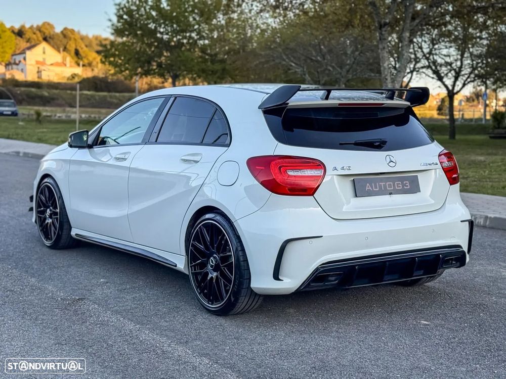 Mercedes-Benz A 45 AMG 4-Matic - 9