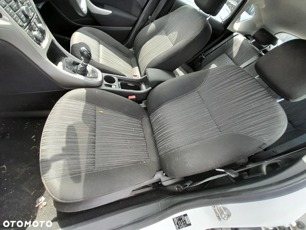 OPEL ASTRA J FOTELE KANAPA KOMPLET WERSJA AGNIELSKA MATERIAŁ FOTELA - 2