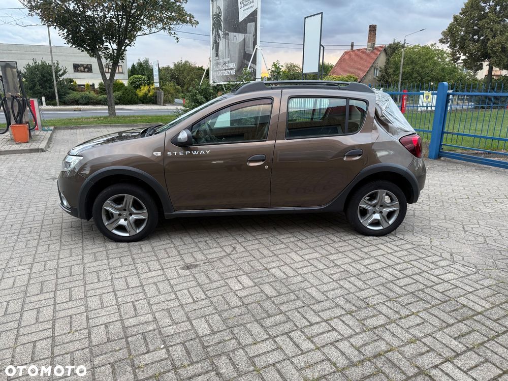 Dacia Sandero Stepway Blue dCi 95 Celebration - 4