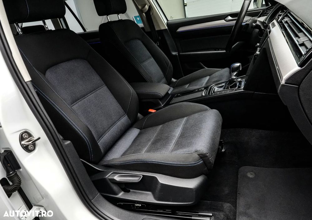 Volkswagen Passat GTE - 14
