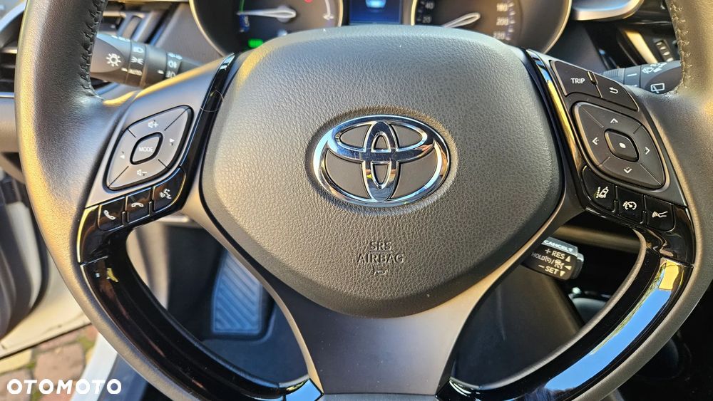 Toyota C-HR - 10