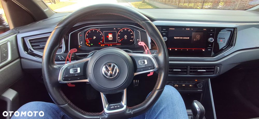 Volkswagen Polo 2.0 TSI DSG GTI - 17