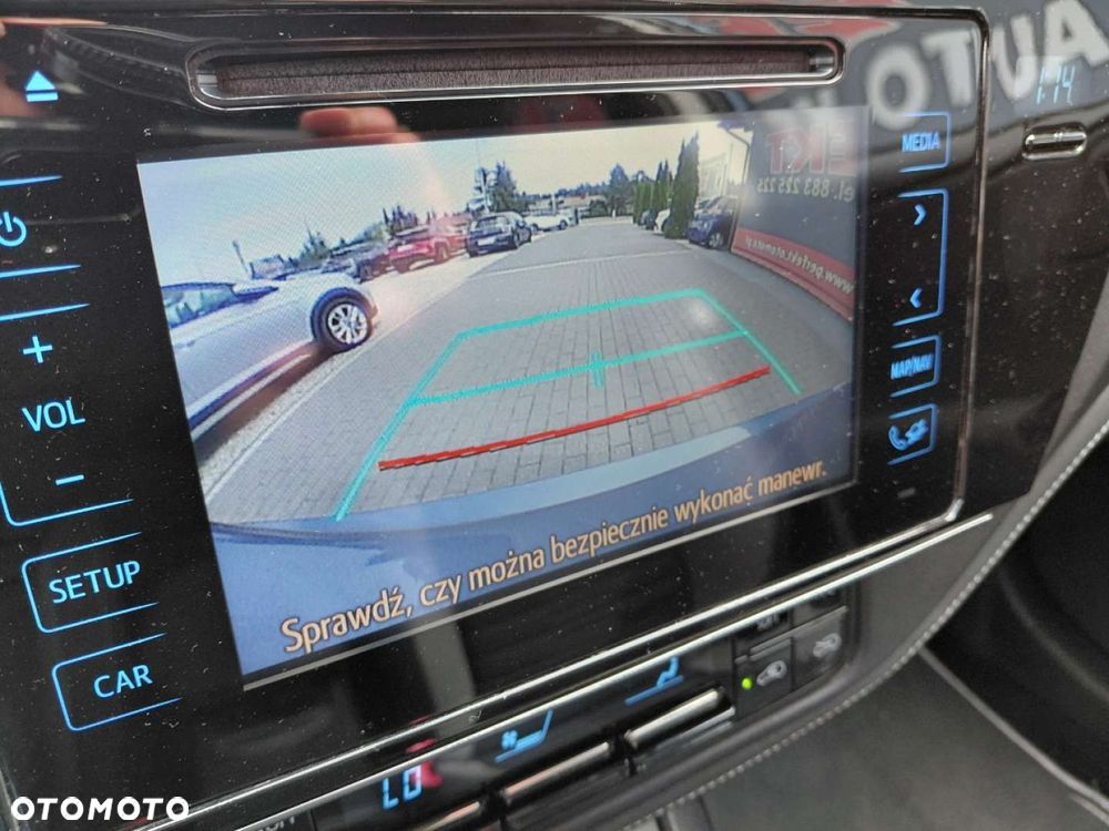 Toyota Auris - 10