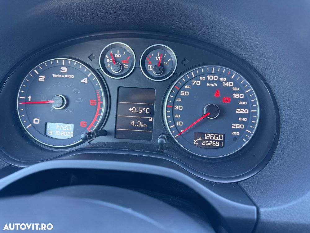Audi A3 2.0 TDI Sportback DPF S line Sportpaket - 11