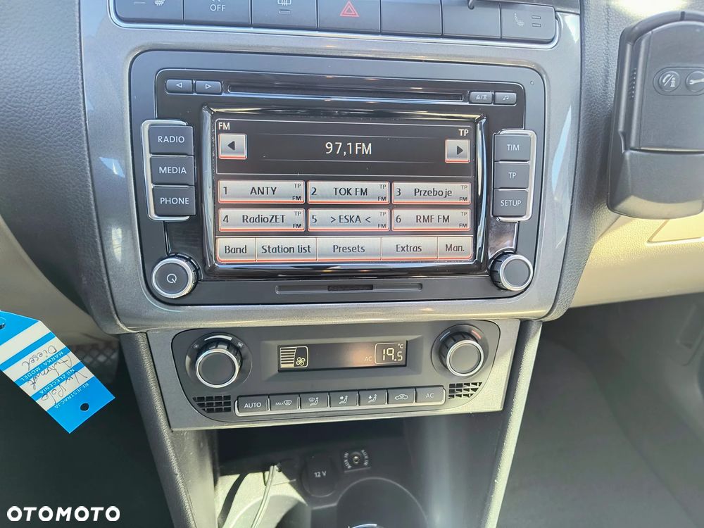 Volkswagen Polo 1.6 TDI DPF Highline DSG - 25