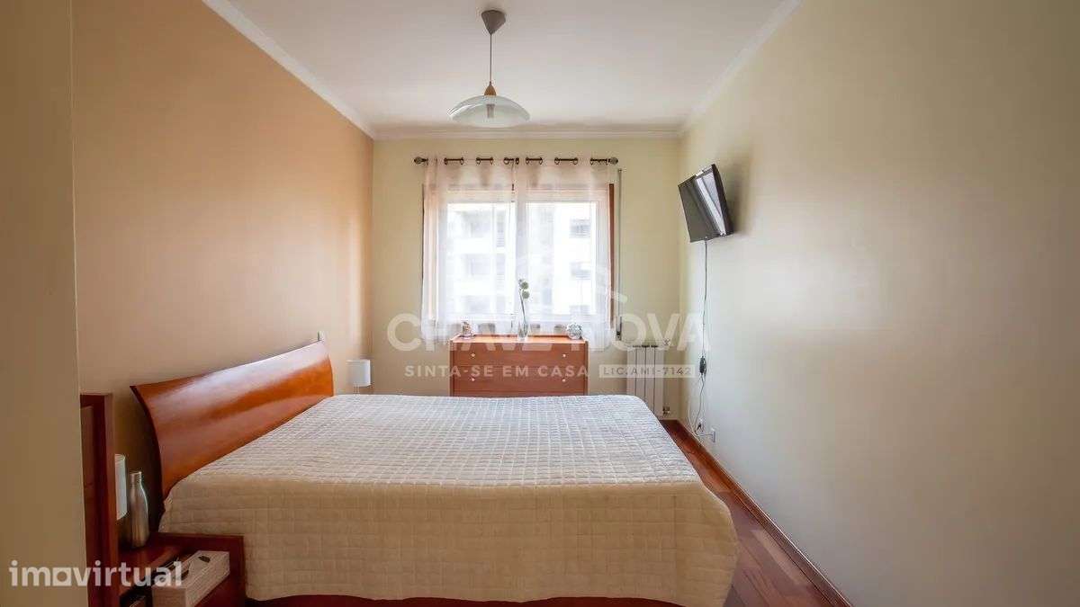 Apartamento T1+1 com garagem Box - Coimbrões Gaia - Grande imagem: 5/13