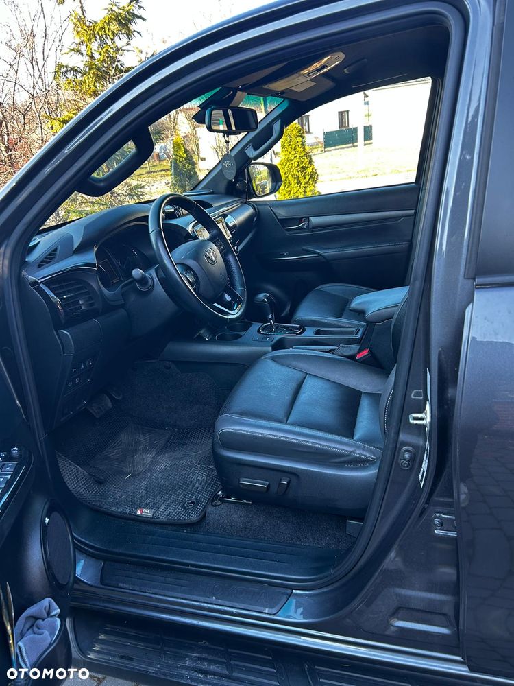 Toyota Hilux 2.8 D-4D Double Cab Invincible 4x4 - 7