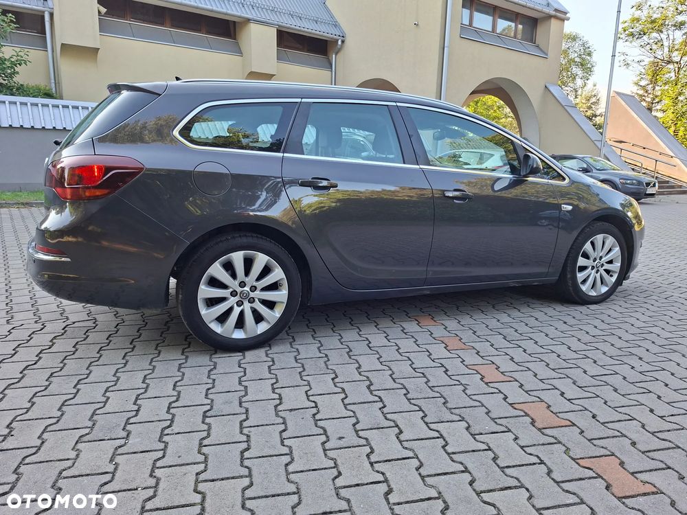 Opel Astra 1.4 T Cosmo - 16