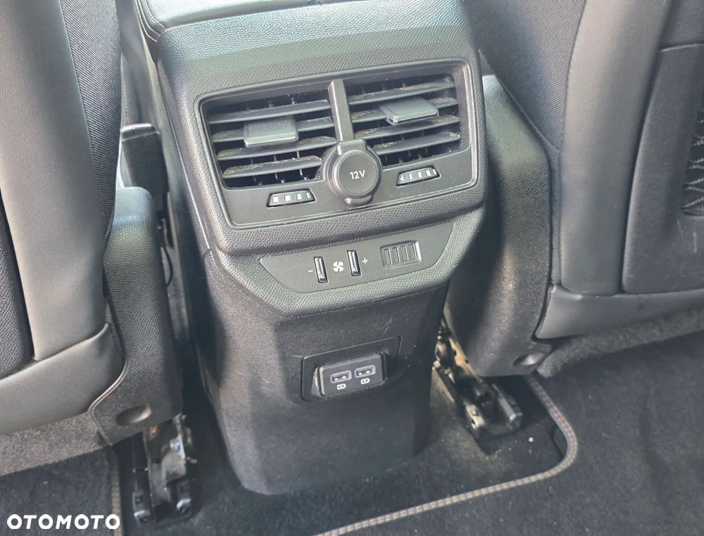 Peugeot 5008 BlueHDi 180 EAT8 GT - 27