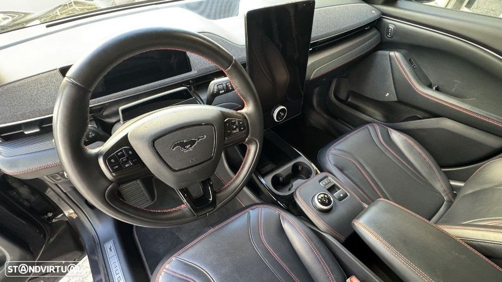 Ford Mustang Mach-E 75.7 kWh Premium AWD - 10