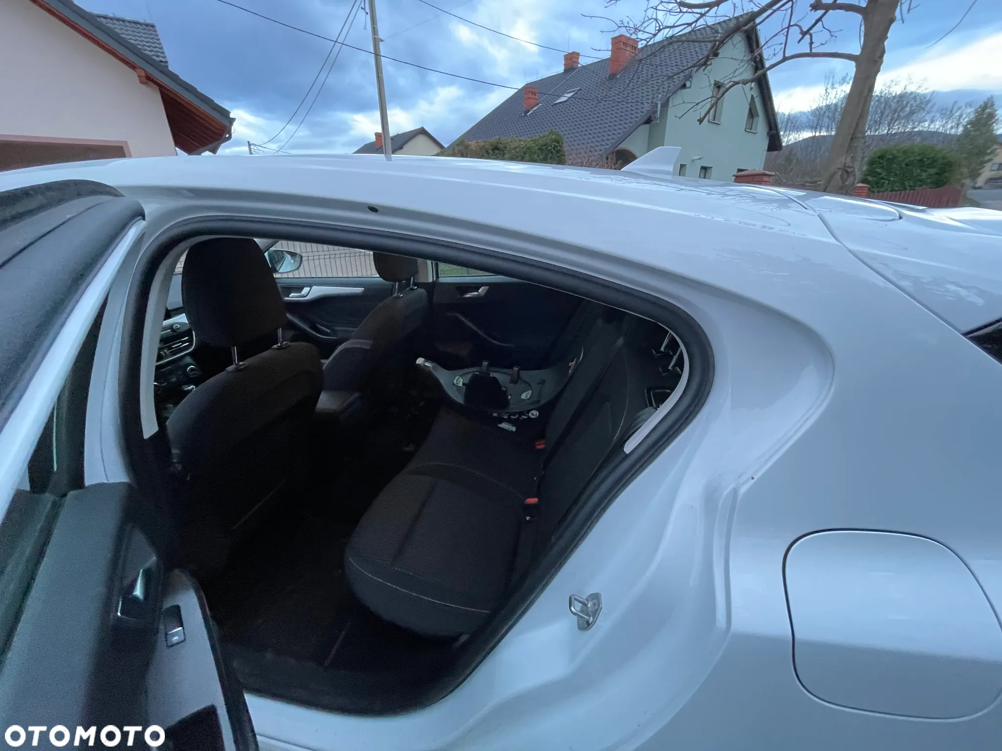 Ford Focus - 8