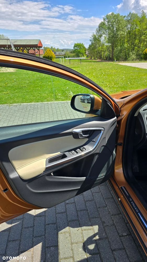Volvo S60 T5 - 2