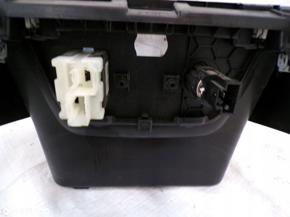 TUNEL SCHOWEK PÓŁKA TUNELU GNIAZDO USB EUROPA OPEL CROSSLAND 13464966 - 4