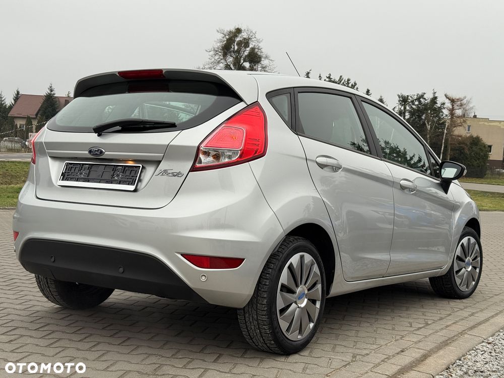 Ford Fiesta 1.25 Titanium EU5 - 3