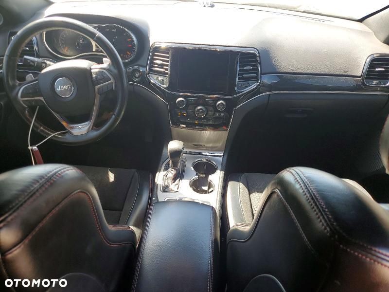 Jeep Grand Cherokee - 8