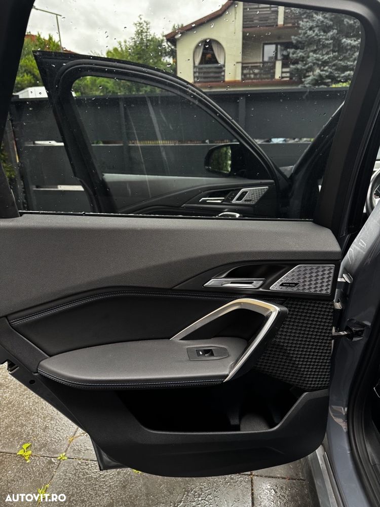 BMW X1 - 10
