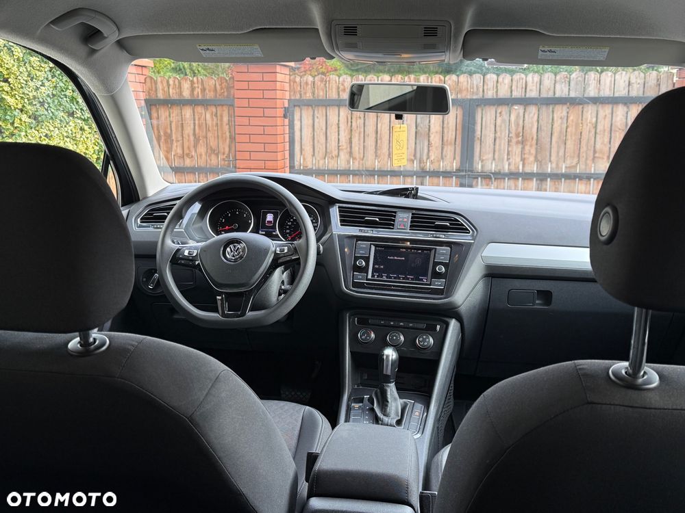 Volkswagen Tiguan - 16