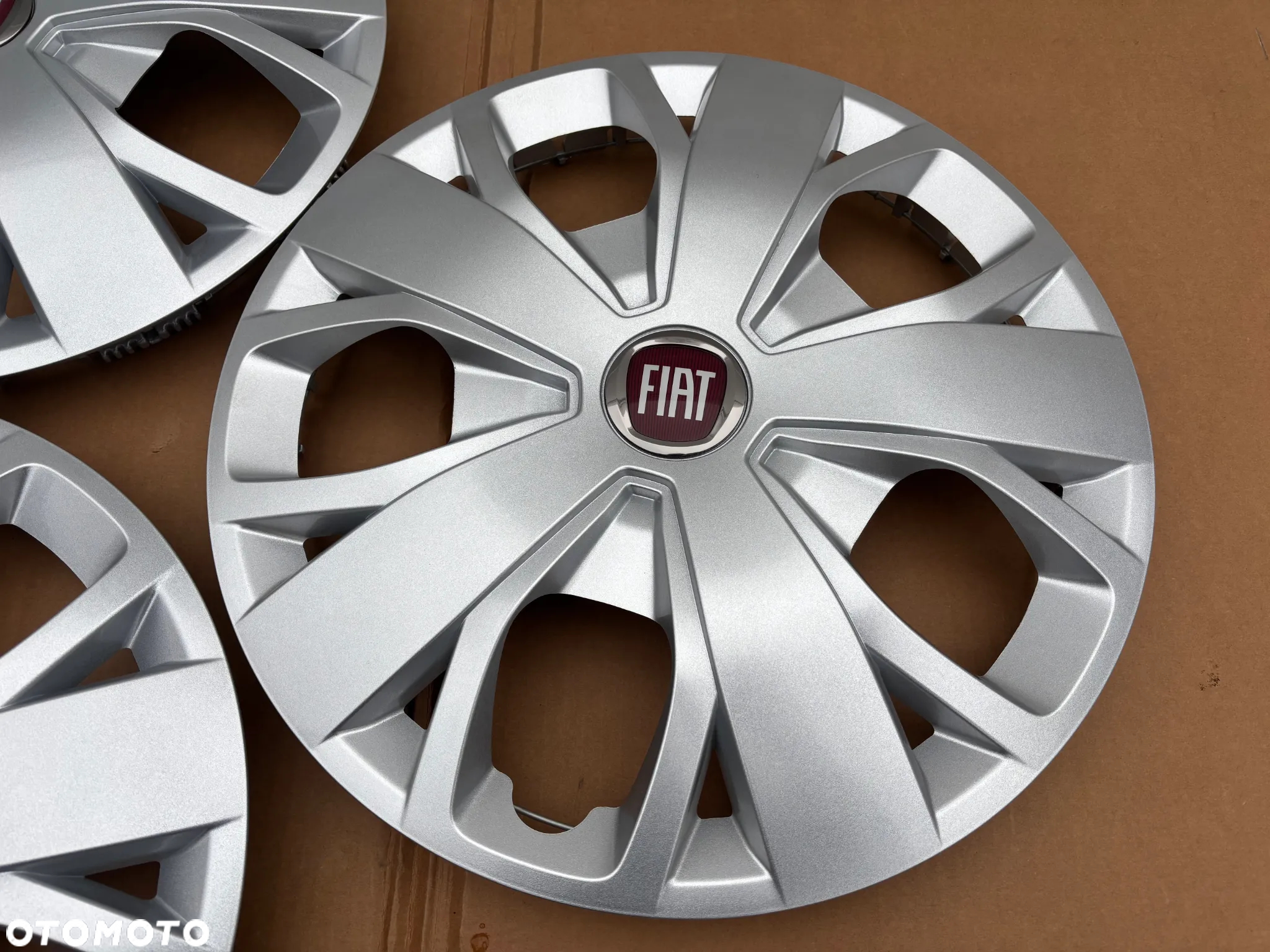 Nowe Oryginalne Kołpaki Fiat Ducato 16" 16 4 Sztuki Komplet 1393306080 1393305060 - 3