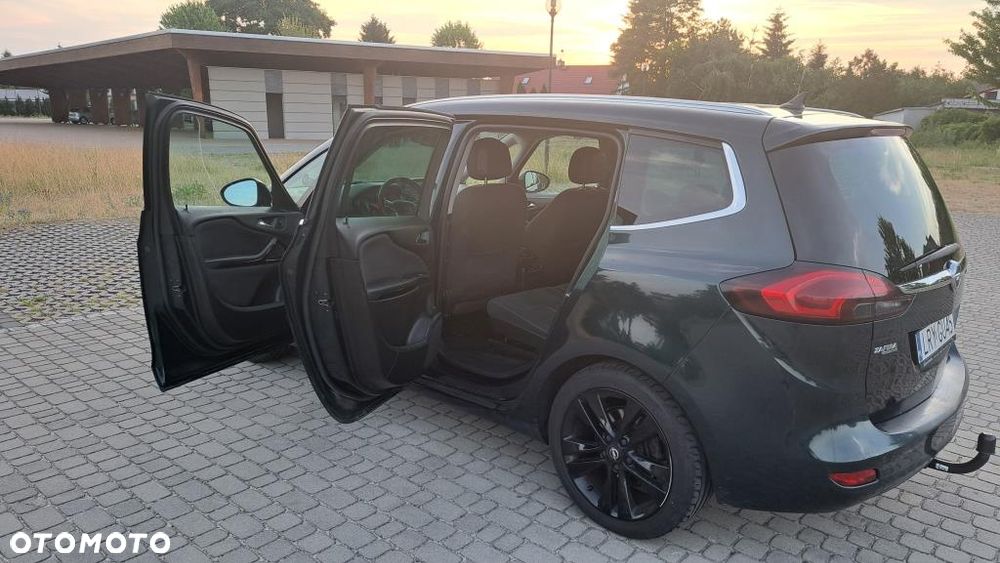 Opel Zafira - 8