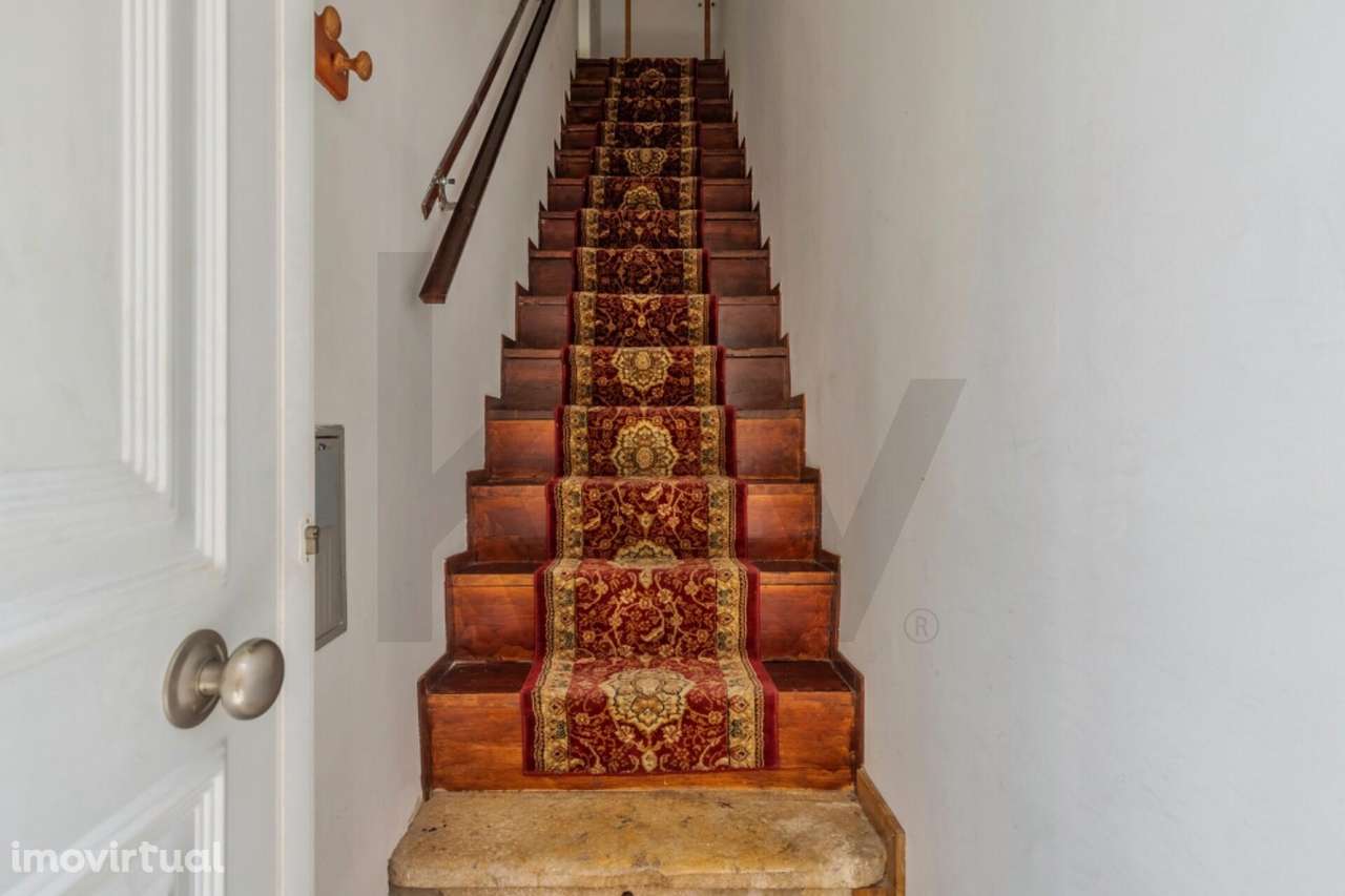 Apartamento T1 Remodelado no Coração de Setúbal | Junto à Praça do Boc - Grande imagem: 3/25