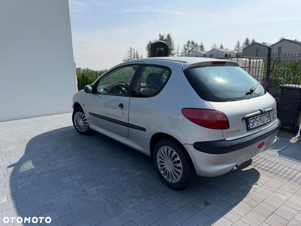 Peugeot 206 1.4 XR Presence - 4