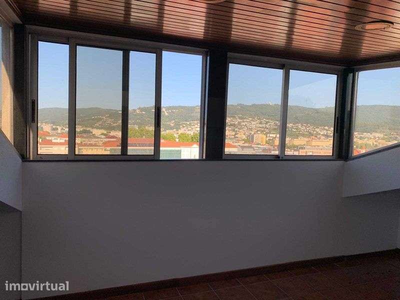 Apartamento T1+1, Rua Sta Margarida - Grande imagem: 2/10