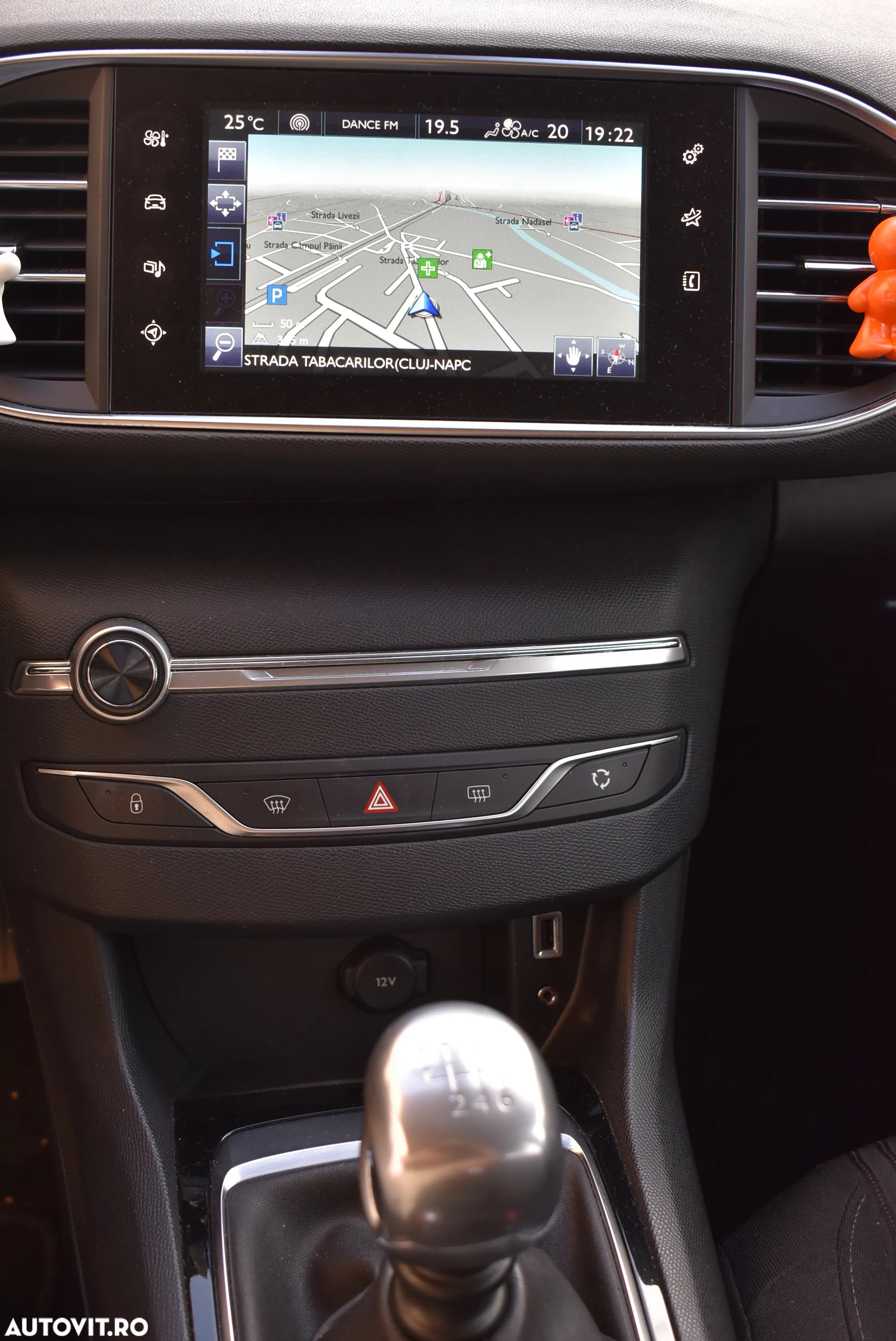 Peugeot 308 SW BlueHDi 120 Stop & Start Business-Line - 11