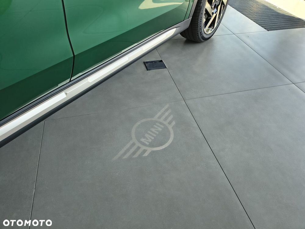 MINI Countryman C mHEV Linia Favoured - 32