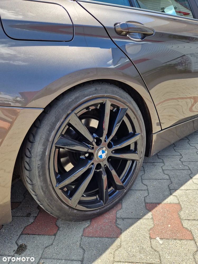 BMW Seria 3 318d - 7