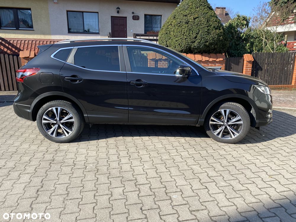 Nissan Qashqai 1.3 DIG-T N-Connecta - 8