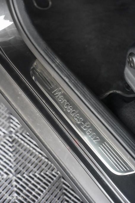 Mercedes-Benz GLC 300 e Coupe 4Matic 9G-TRONIC Avantgarde Advanced - 25