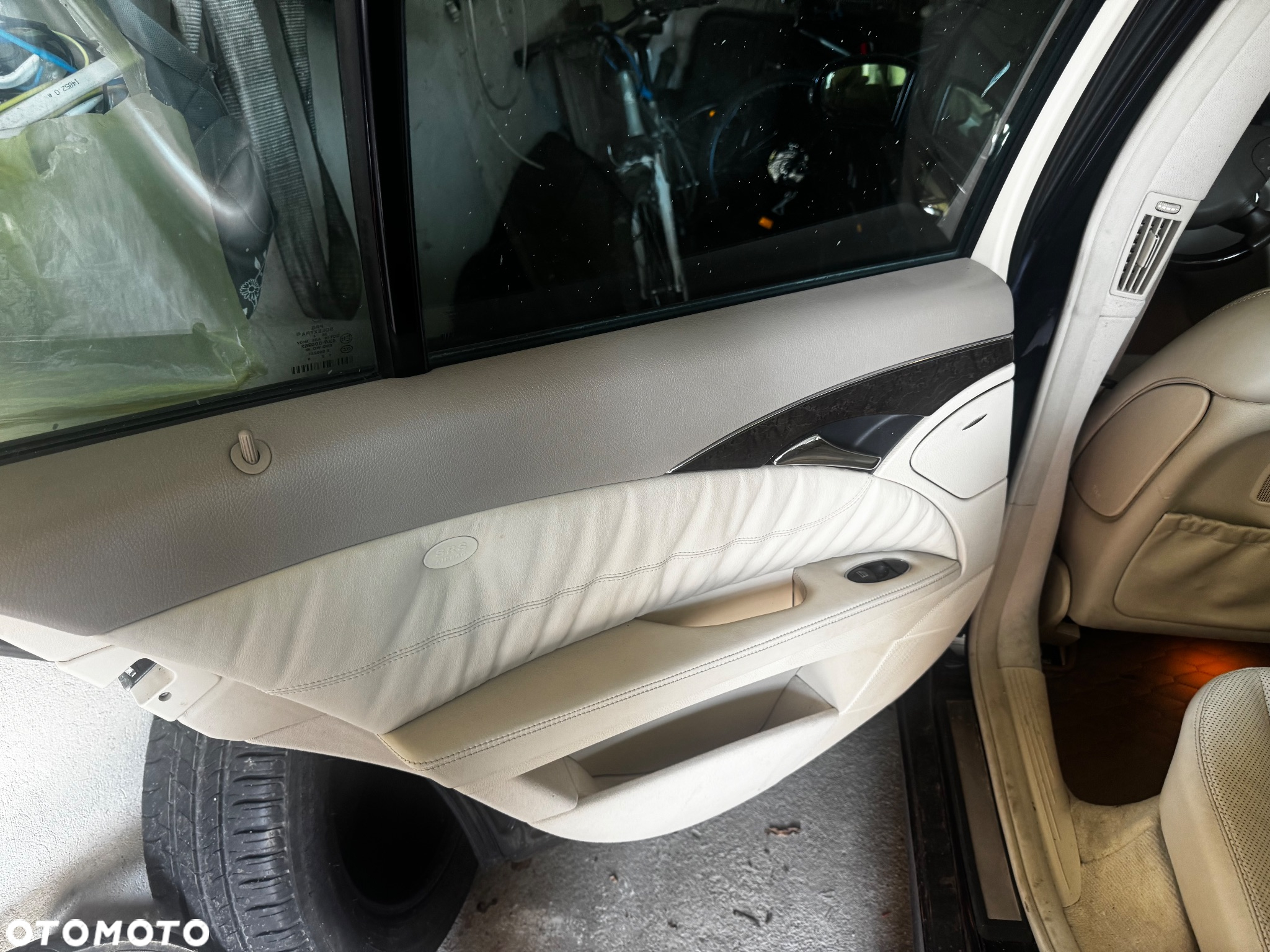 Mercedes-Benz Klasa E 500 4-Matic T Avantgarde - 15