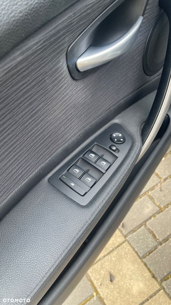 BMW Seria 1 - 22