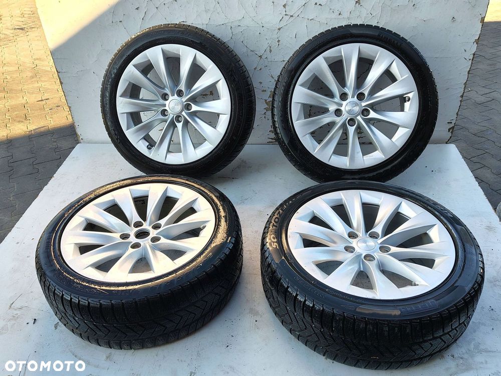 KOŁA 4 SZTUKI KOMPLET 5X120 ET40 8X19 1059337-00-B TESLA MODEL S - 1
