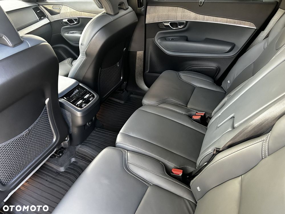 Volvo XC 90 - 13
