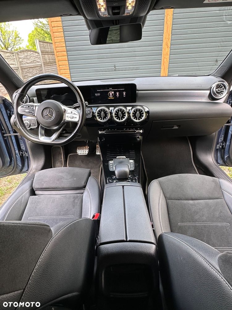 Mercedes-Benz CLA - 14