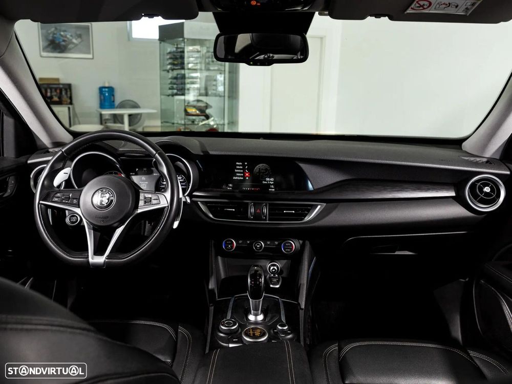 Alfa Romeo Stelvio 2.2 16V AT8-Q4 Super - 15