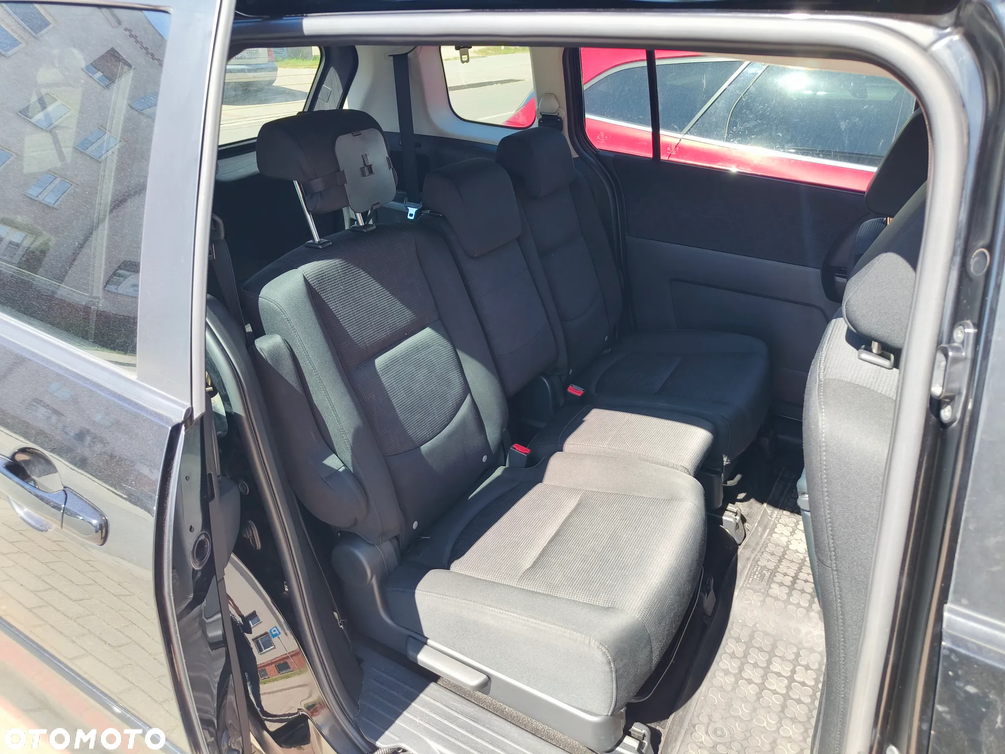 Mazda 5 2.0 Exclusive - 12