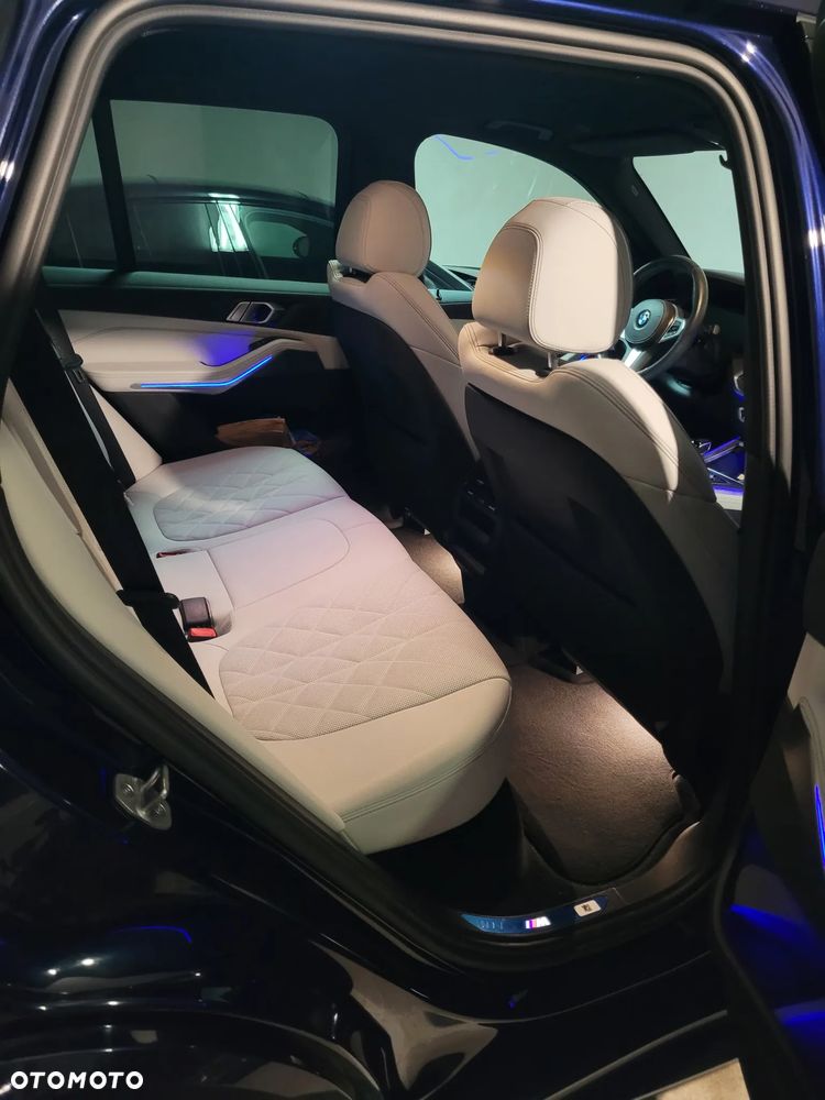 BMW X5 xDrive30d - 28