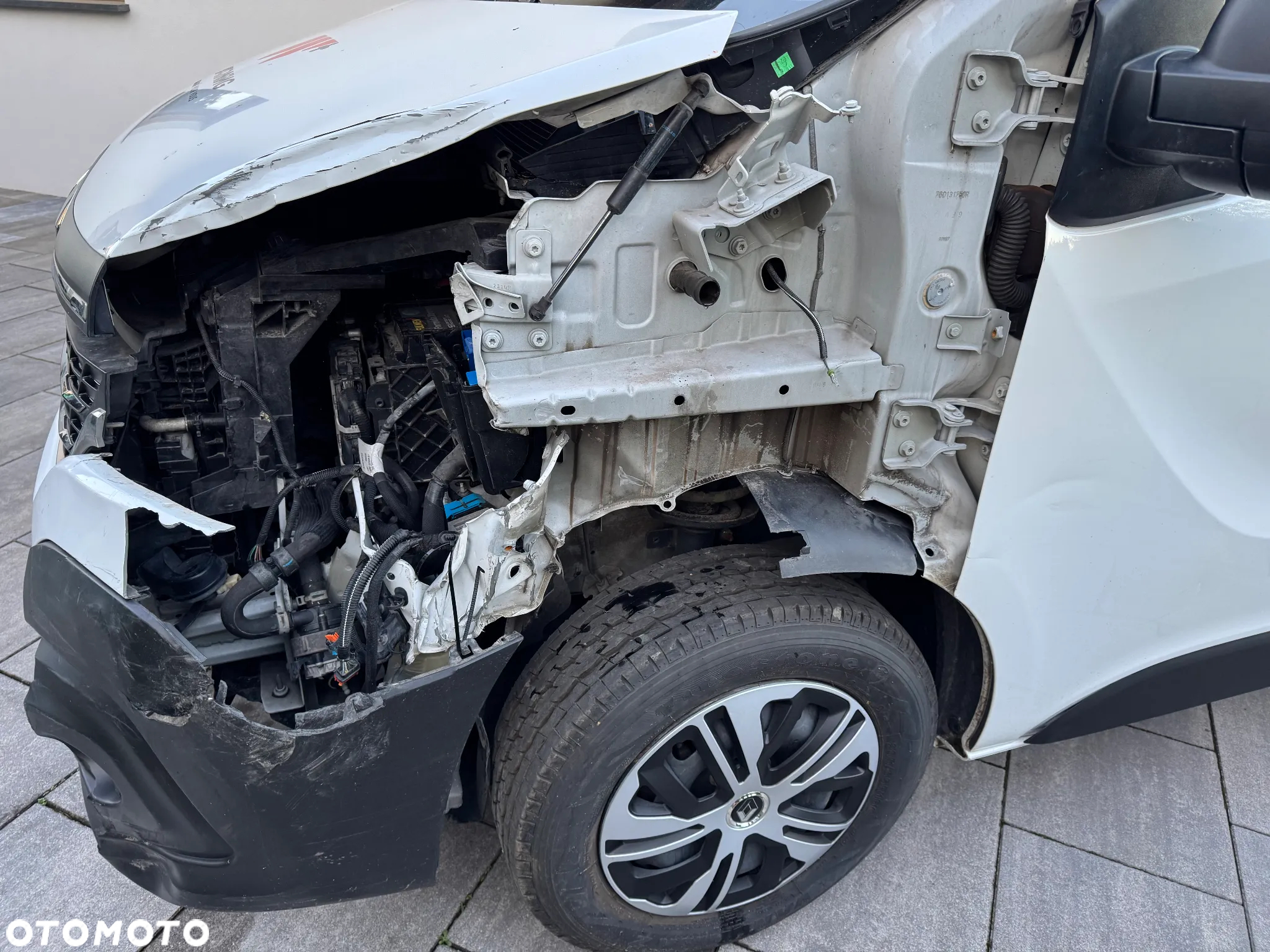 Renault TRAFIC - 11
