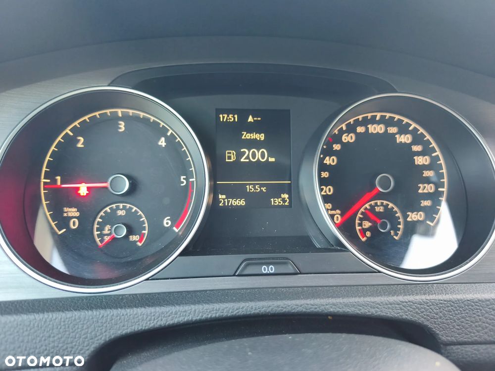 Volkswagen Golf - 9
