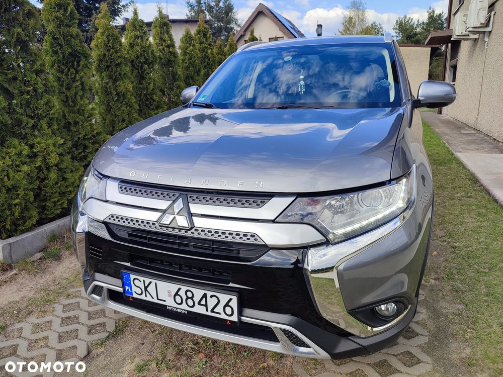 Mitsubishi Outlander 2.0 2WD CVT Active - 2