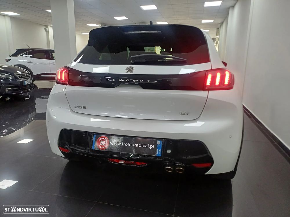 Peugeot 208 PureTech 130 EAT8 GT Pack - 10