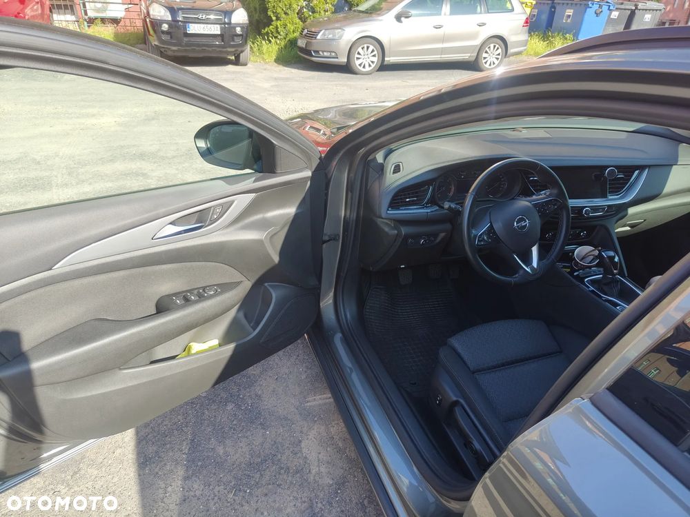 Opel Insignia 2.0 - 12