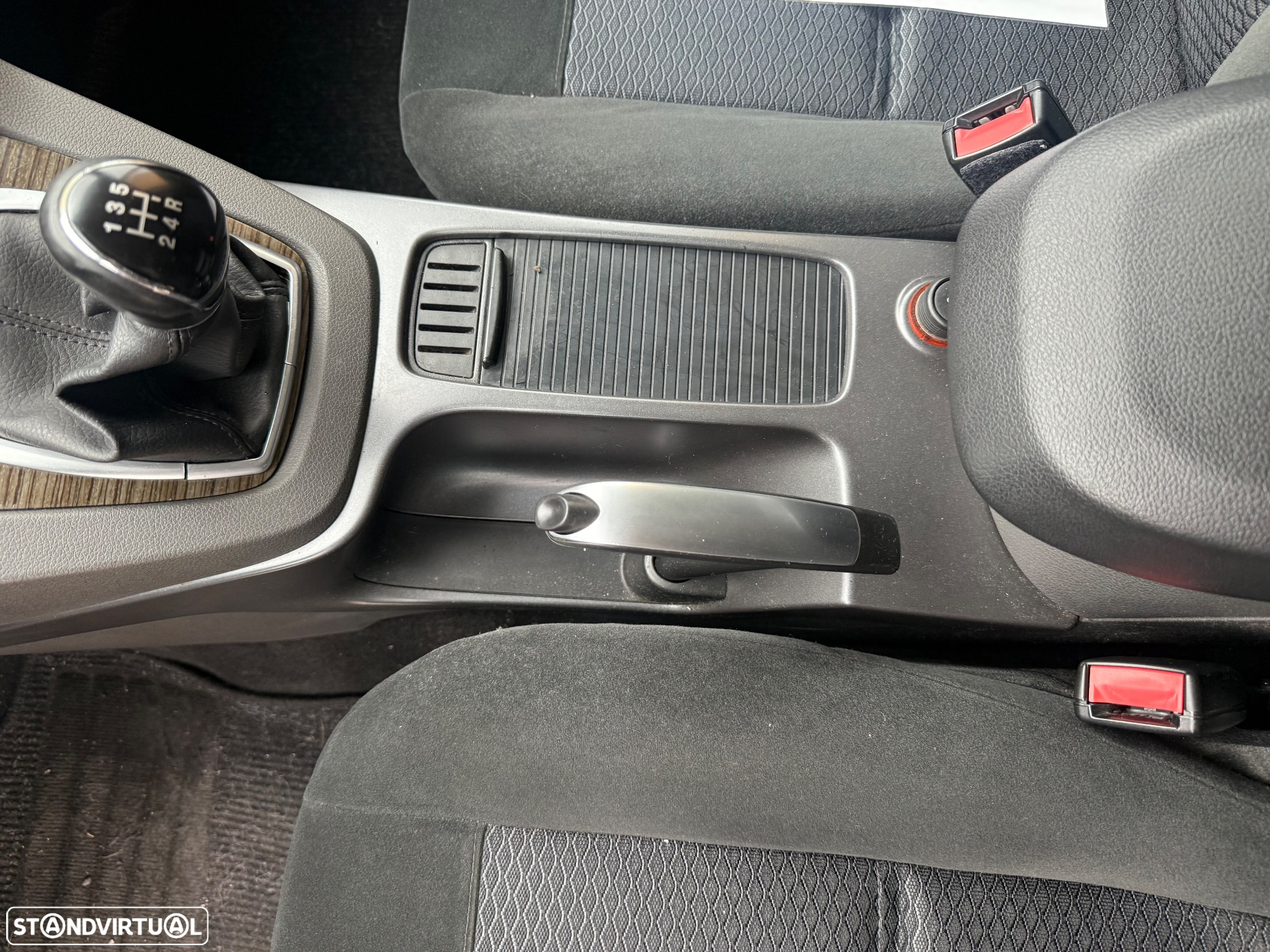 Ford C-Max 1.6 TDCi DPF Ghia - 14